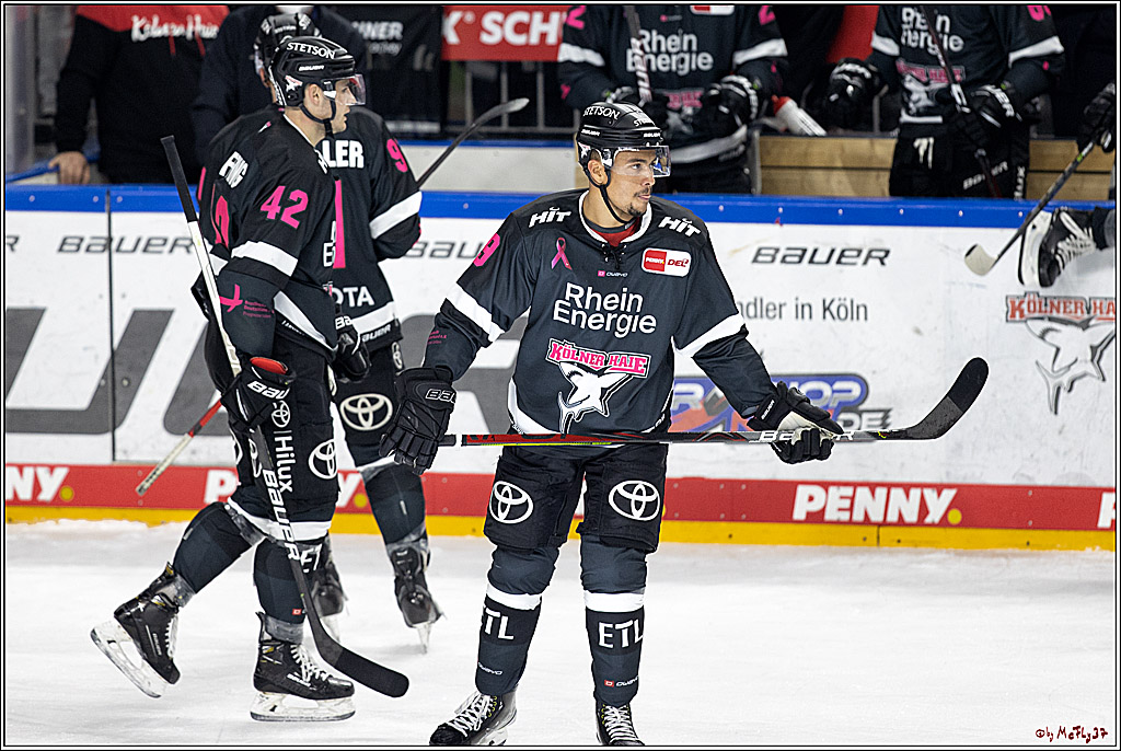 PENNY DEL;  Koelner Haie - Schwenninger Wild Wings; Koeln, 08.10.2021